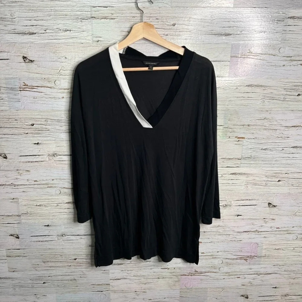 Banana republic black blouse long  sleeve top white size small
